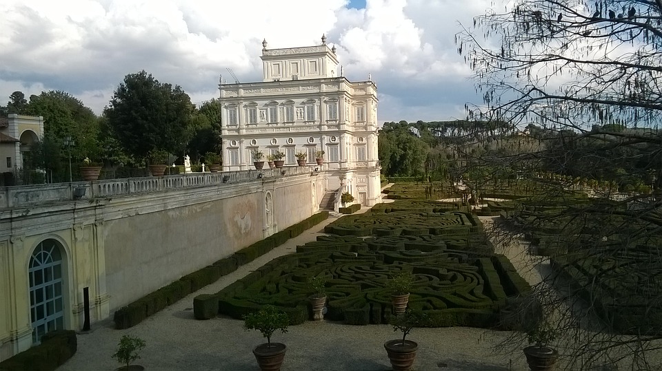 Villa Doria Pamhili s palÃ¡cem
